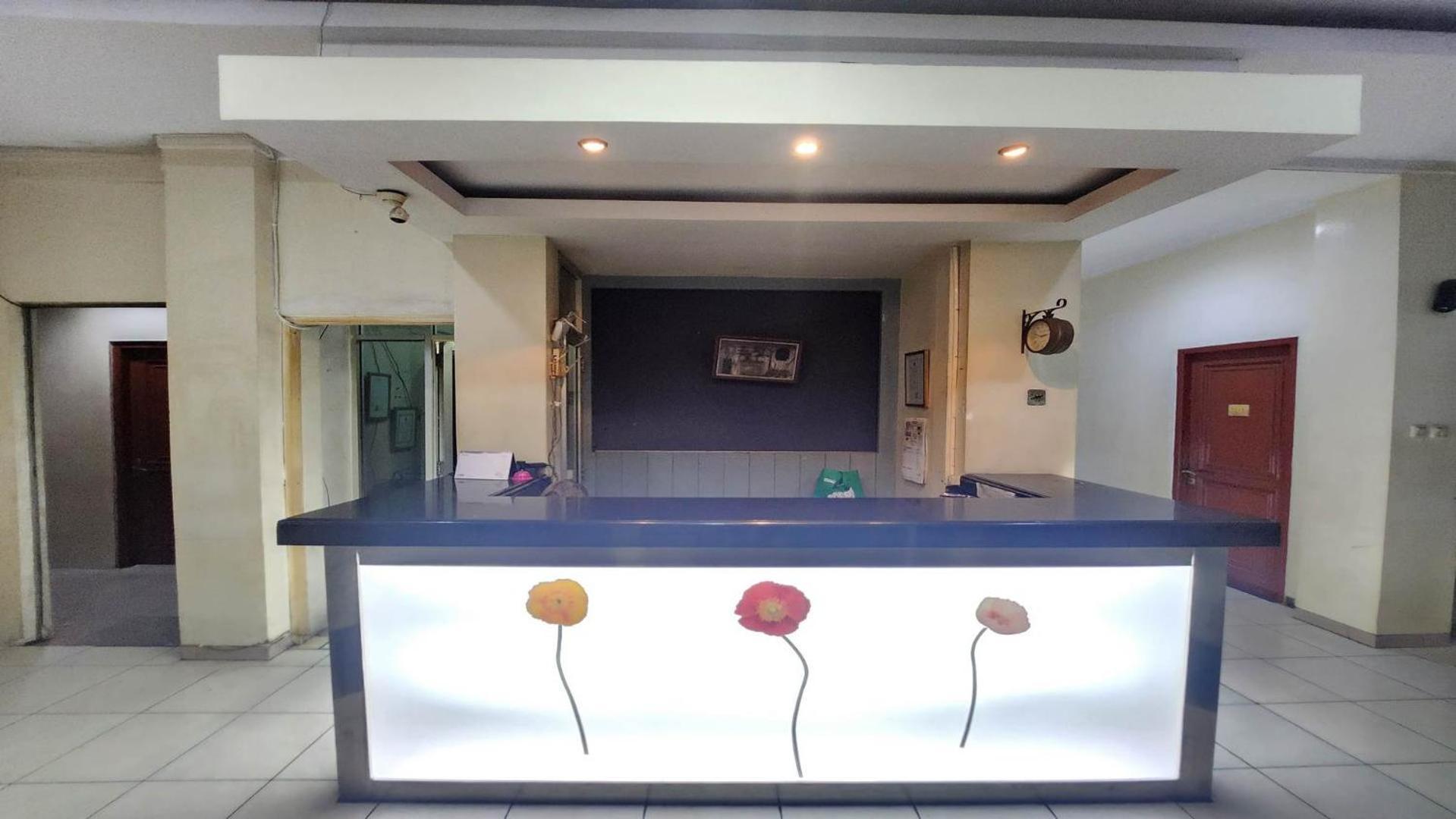 Hotel Bimo Sakti By San Джакарта Екстериор снимка